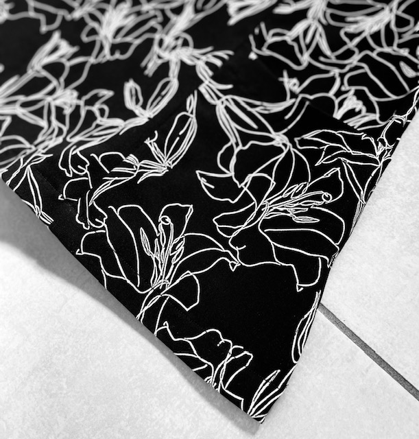 LILY Scrub Top - Image 4