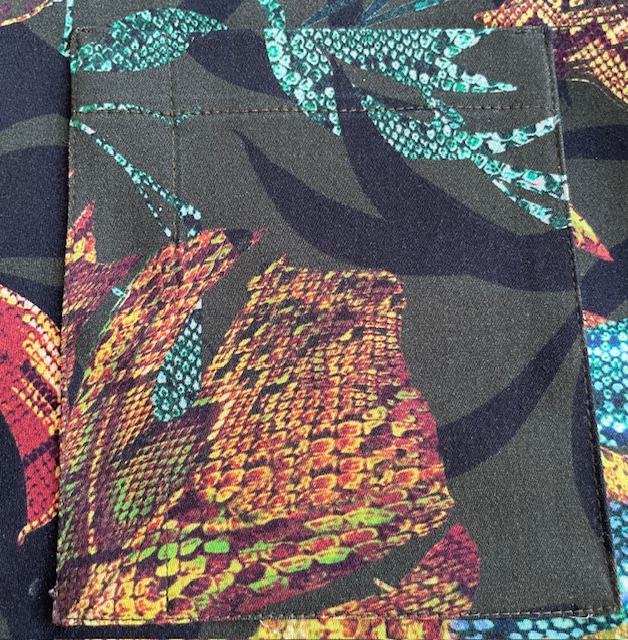 MONSTERA Scrub Top - Image 4