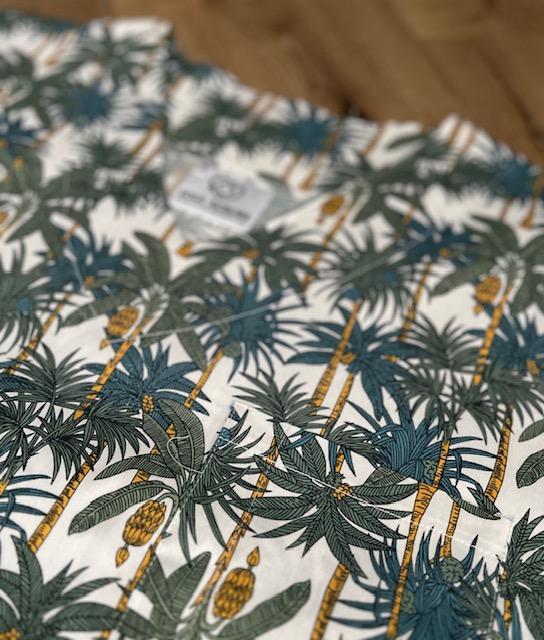 PALMS Scrub Top - Image 2